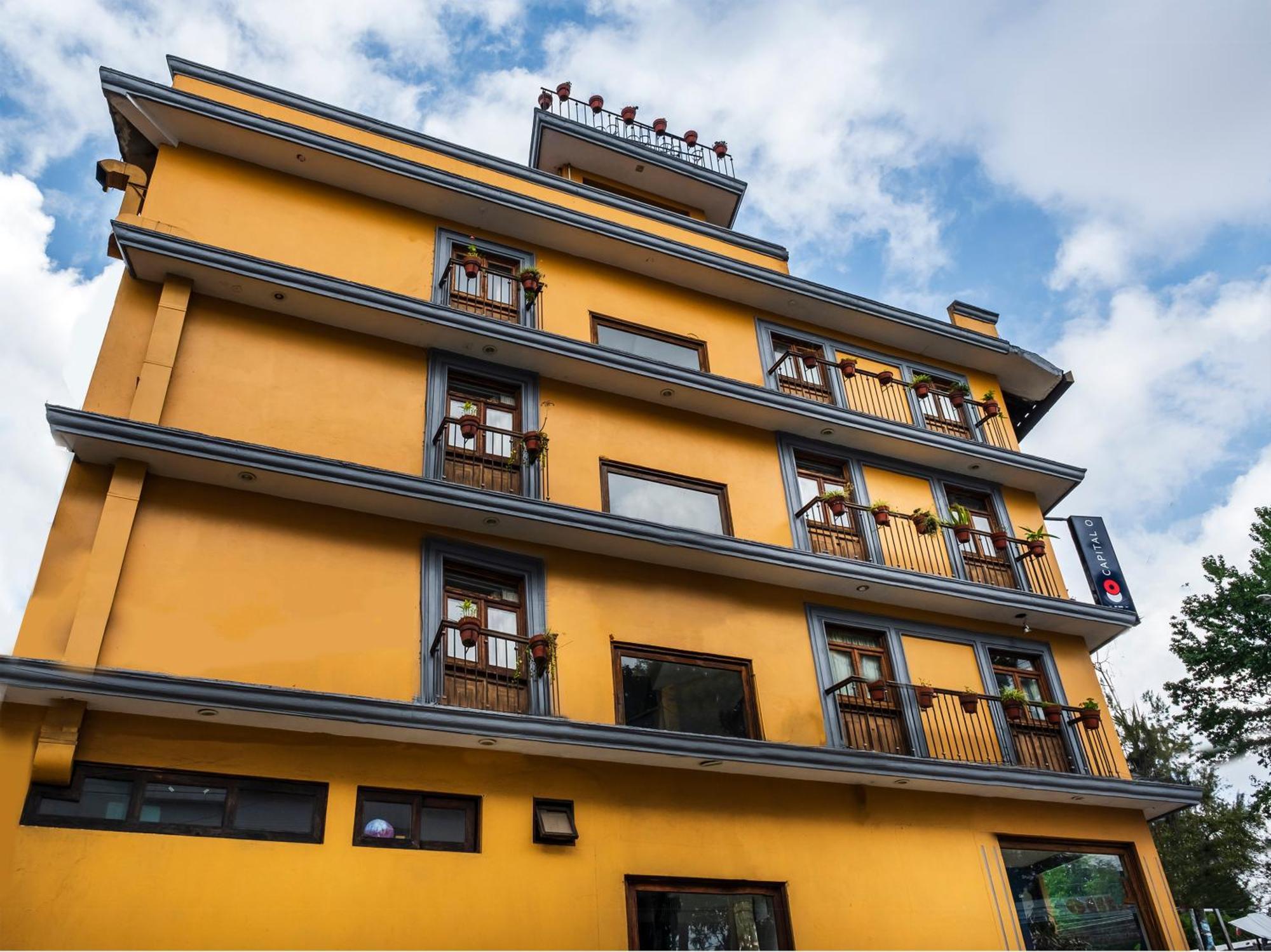 Capital O Hotel Central, Xalapa Ngoại thất bức ảnh