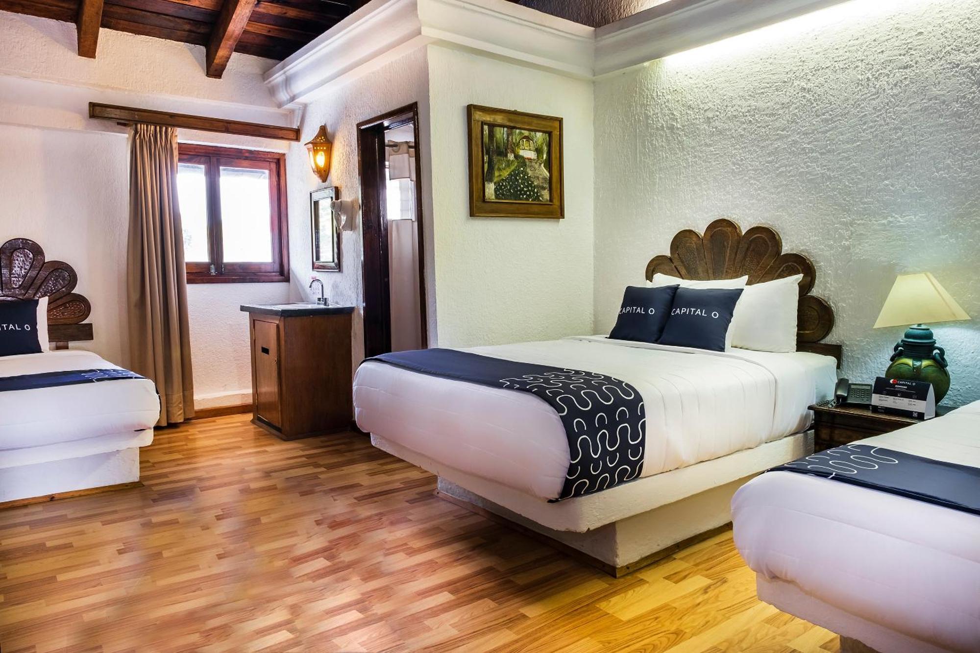 Capital O Hotel Central, Xalapa Ngoại thất bức ảnh