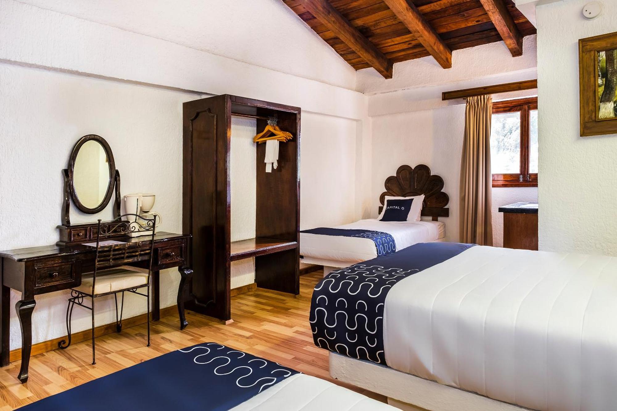 Capital O Hotel Central, Xalapa Ngoại thất bức ảnh