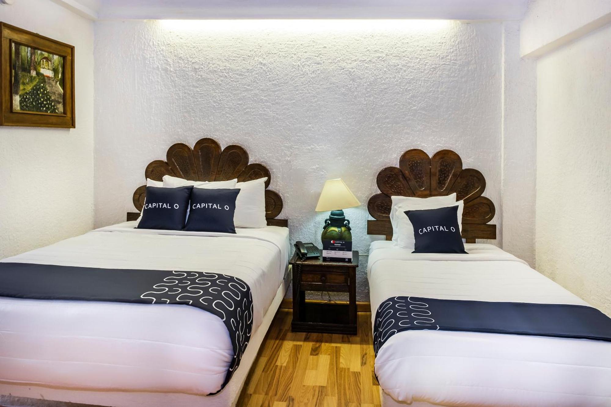 Capital O Hotel Central, Xalapa Ngoại thất bức ảnh