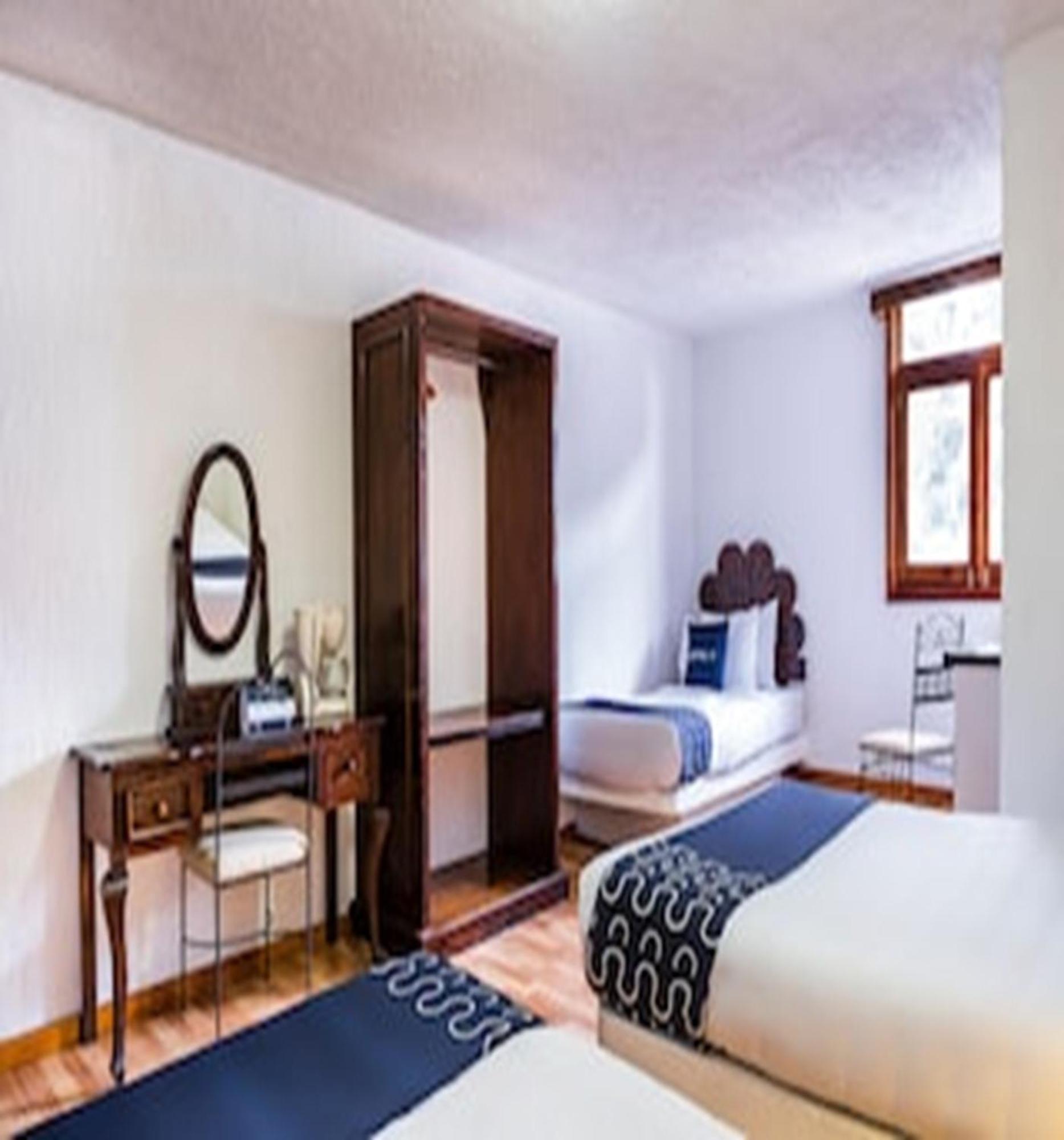 Capital O Hotel Central, Xalapa Ngoại thất bức ảnh