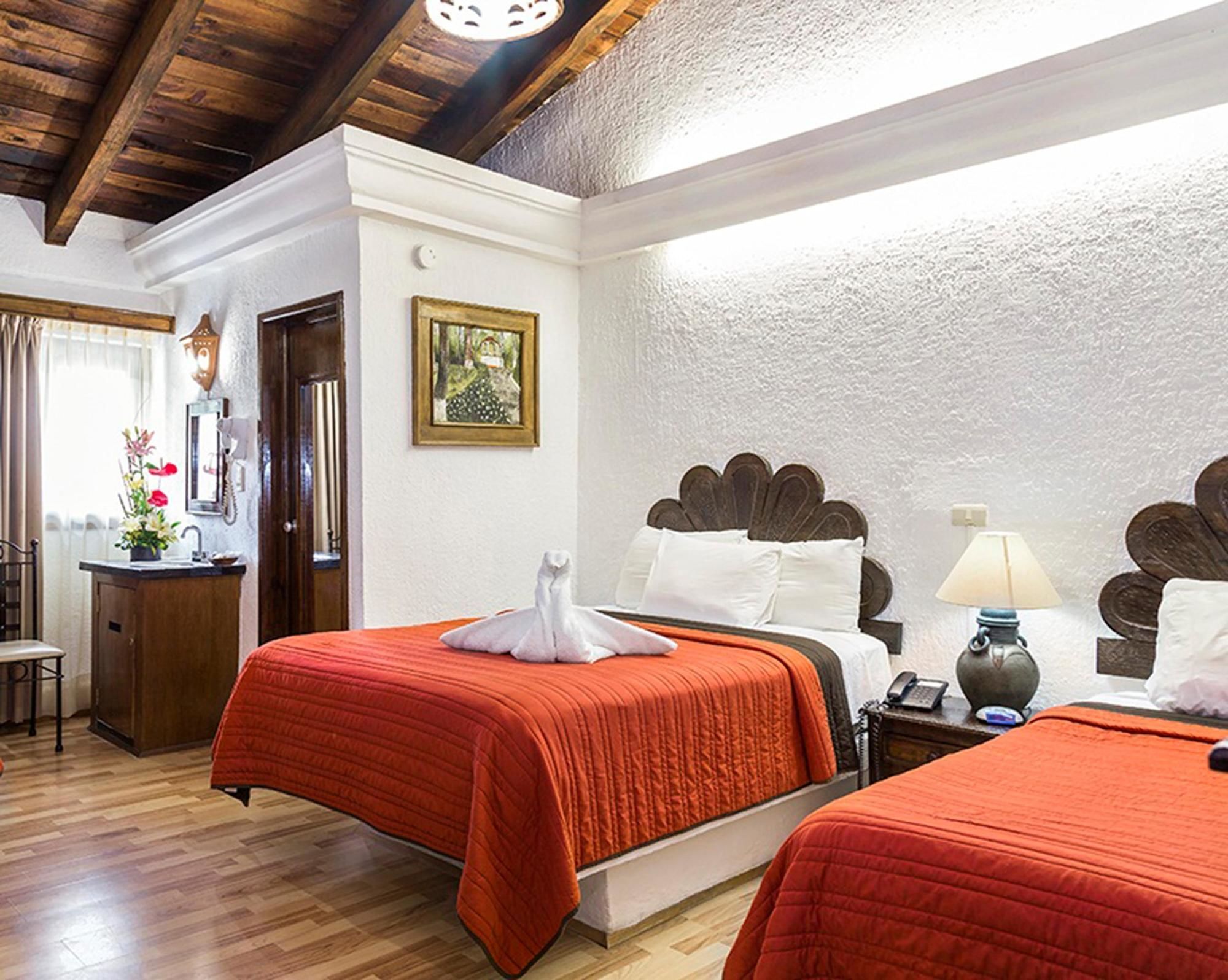 Capital O Hotel Central, Xalapa Ngoại thất bức ảnh