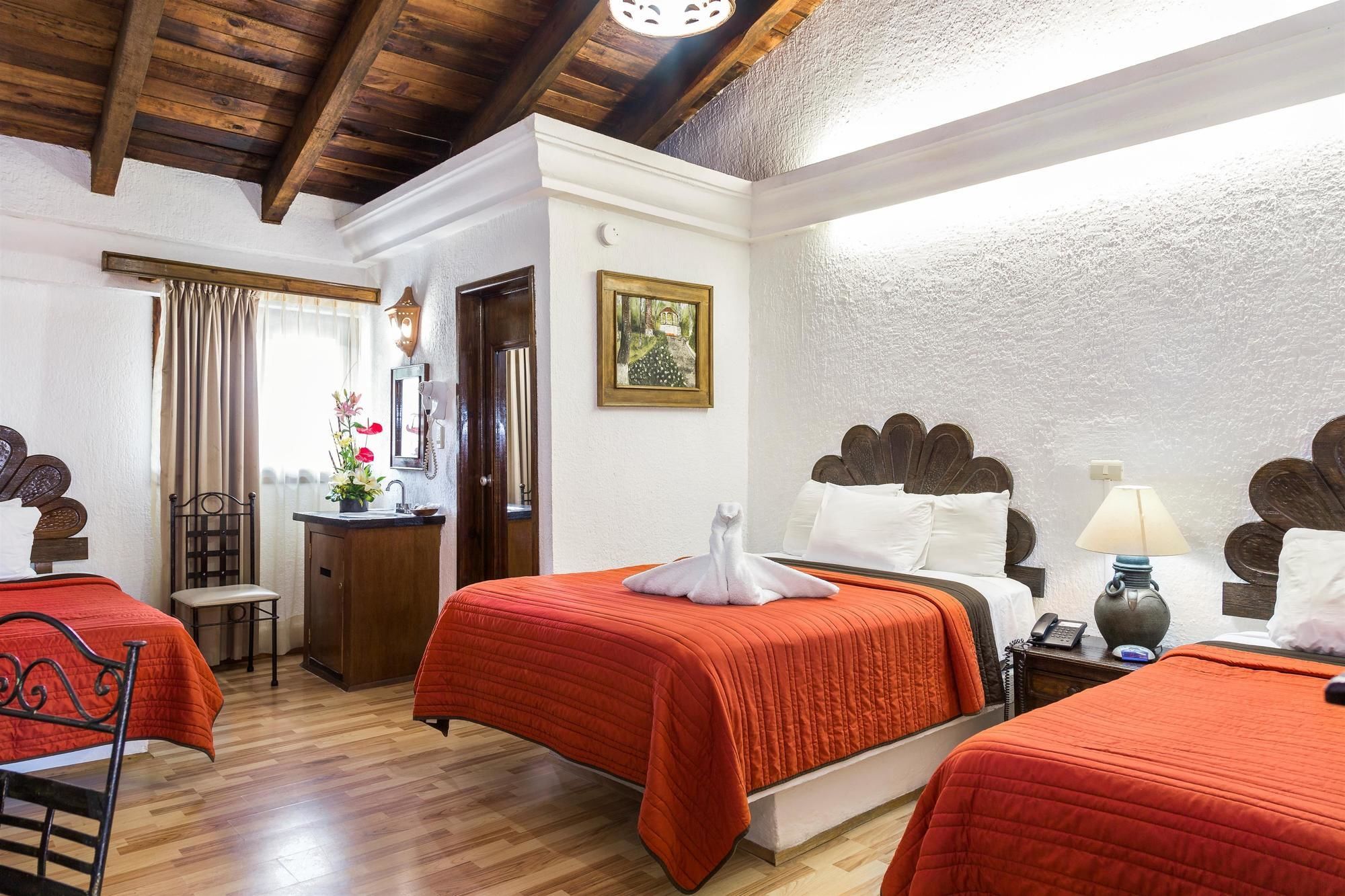 Capital O Hotel Central, Xalapa Ngoại thất bức ảnh